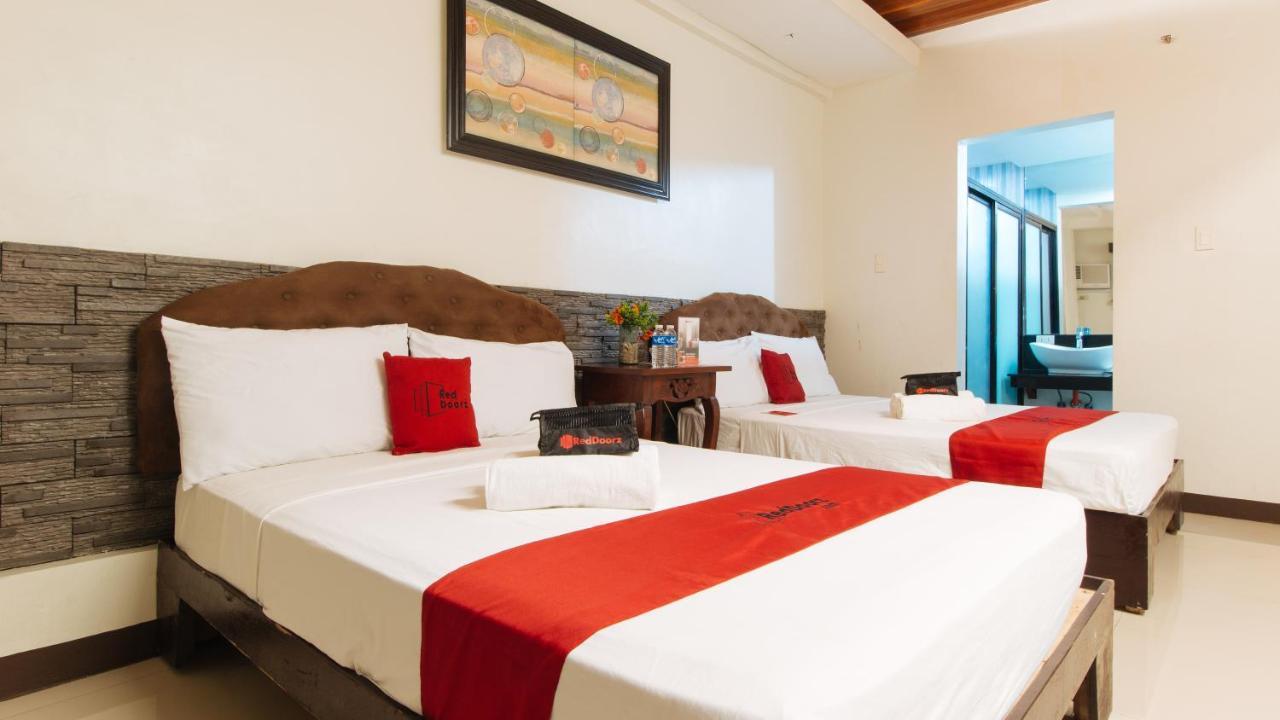 Reddoorz Plus @ Melsol Metro Vigan Exterior photo