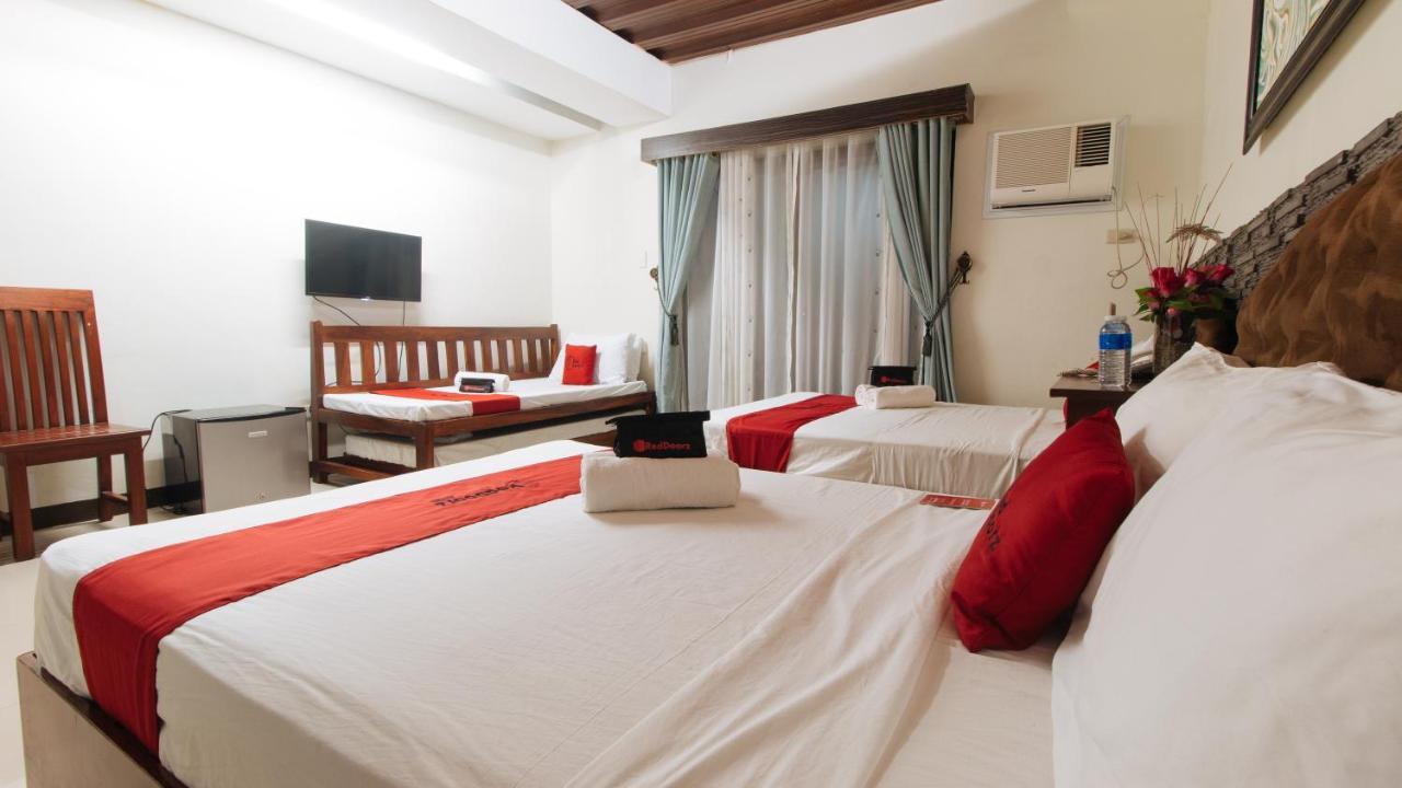 Reddoorz Plus @ Melsol Metro Vigan Exterior photo