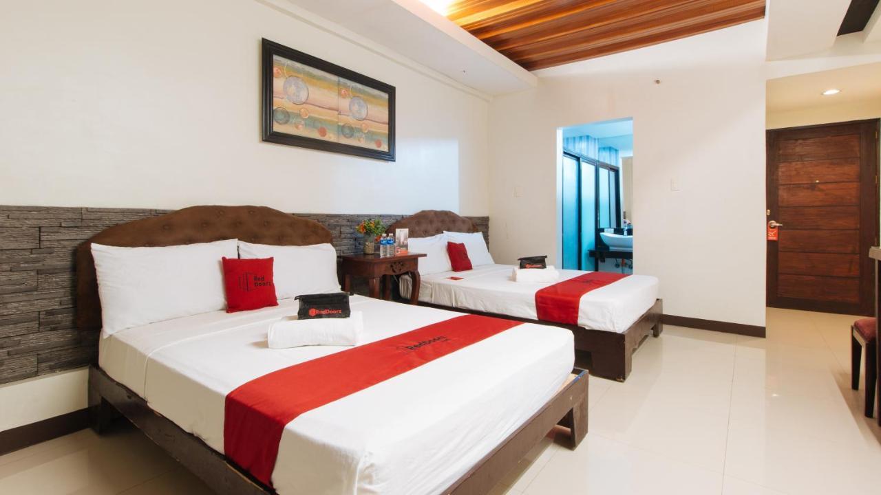Reddoorz Plus @ Melsol Metro Vigan Exterior photo