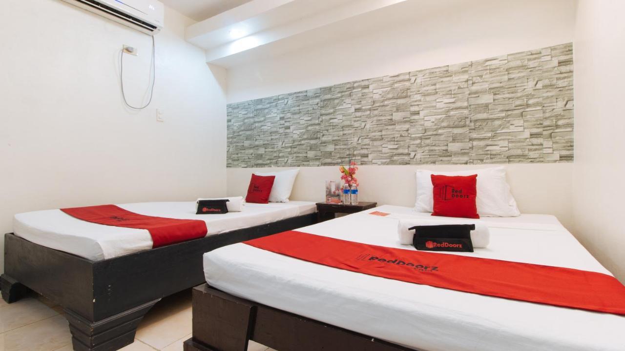 Reddoorz Plus @ Melsol Metro Vigan Exterior photo