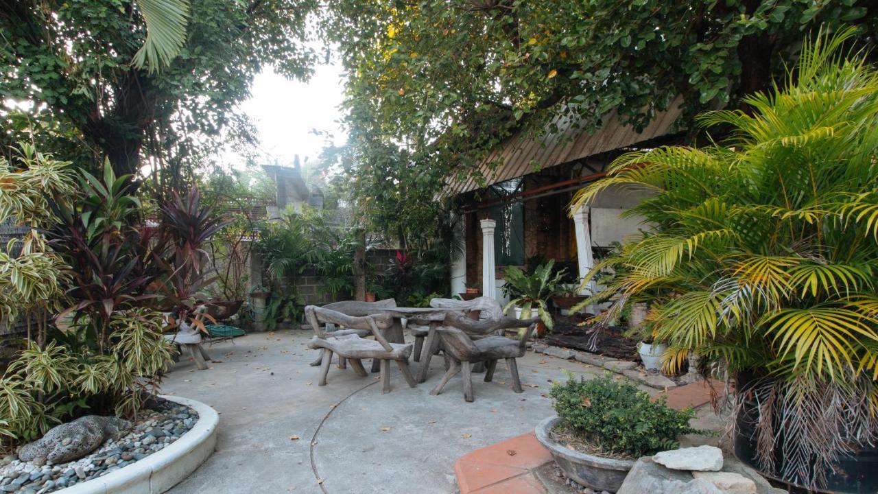 Reddoorz Plus @ Melsol Metro Vigan Exterior photo